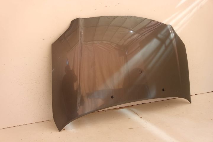 Capota fata Toyota Avensis a 2-a generatie T25