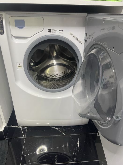 Masina de spalat Hotpoint Ariston 10kg calasa  A+++