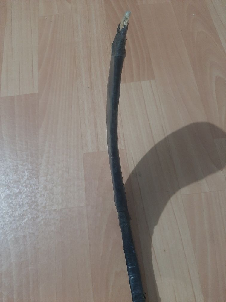 Клюшка JOFA + 2 шайбы. Б/у. Левый хват.