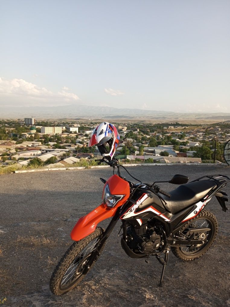 Lifan 250cc sotiladi