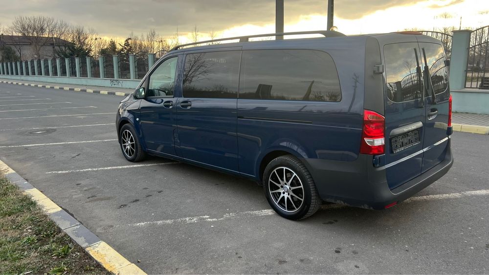 Mercedes Vito cu locuri