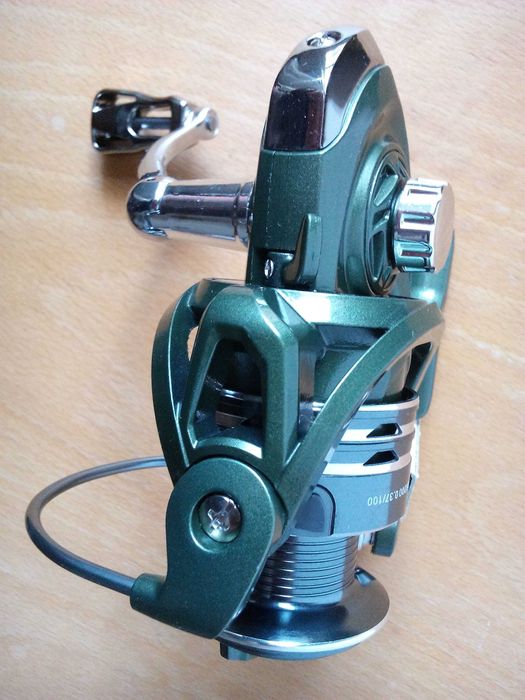 Риболовна макара нова