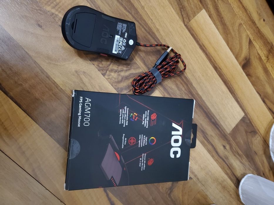 Mouse aoc AGM700