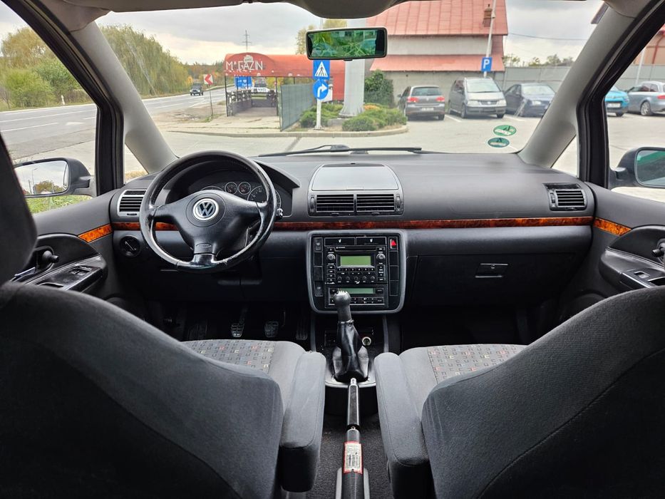 Vând Vw Sharan 1.9 TDI 7-locuri
