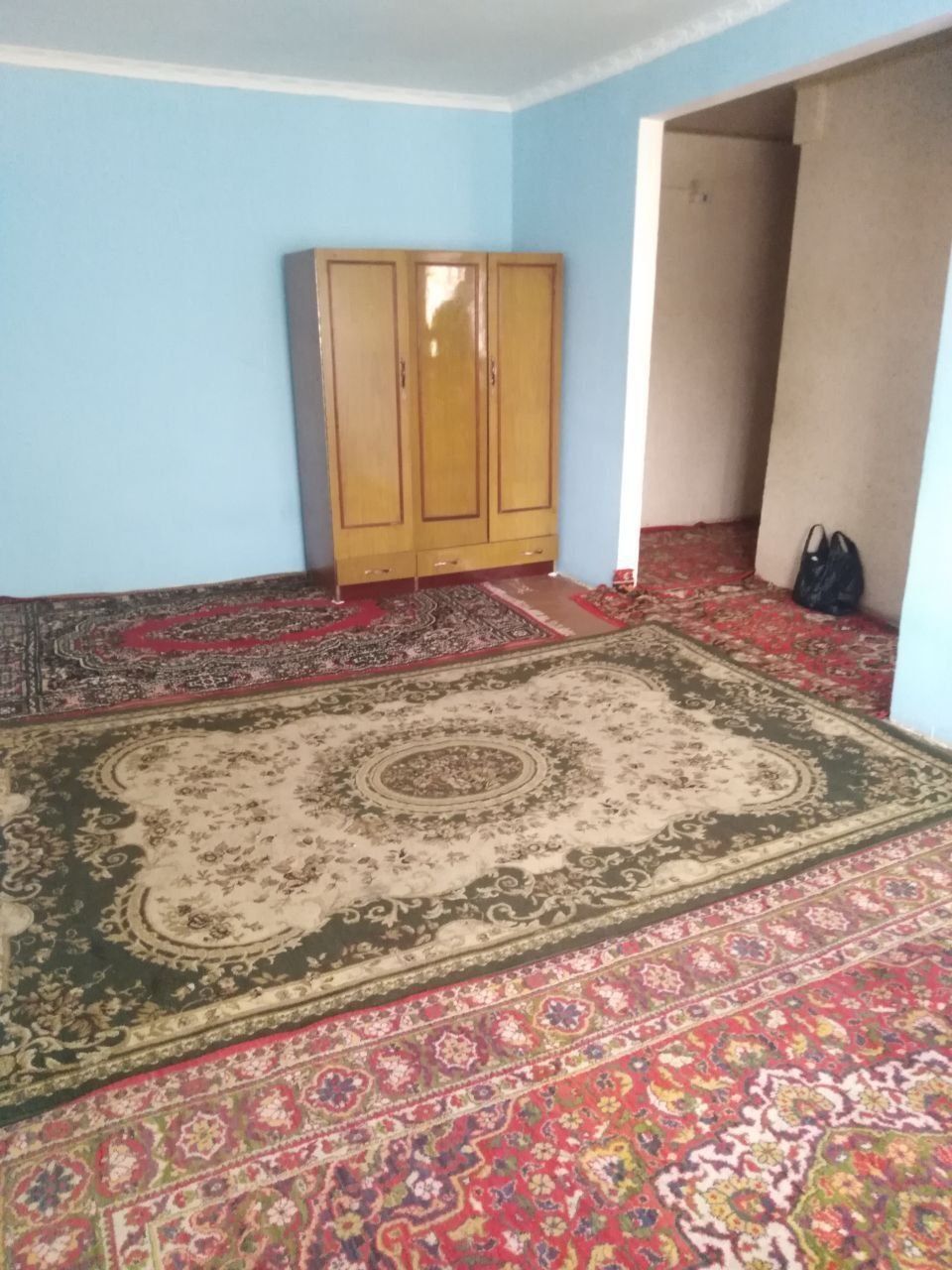 Сотилади 2-хоналик квартира 2-каватда панельный домда жойлашган манзил