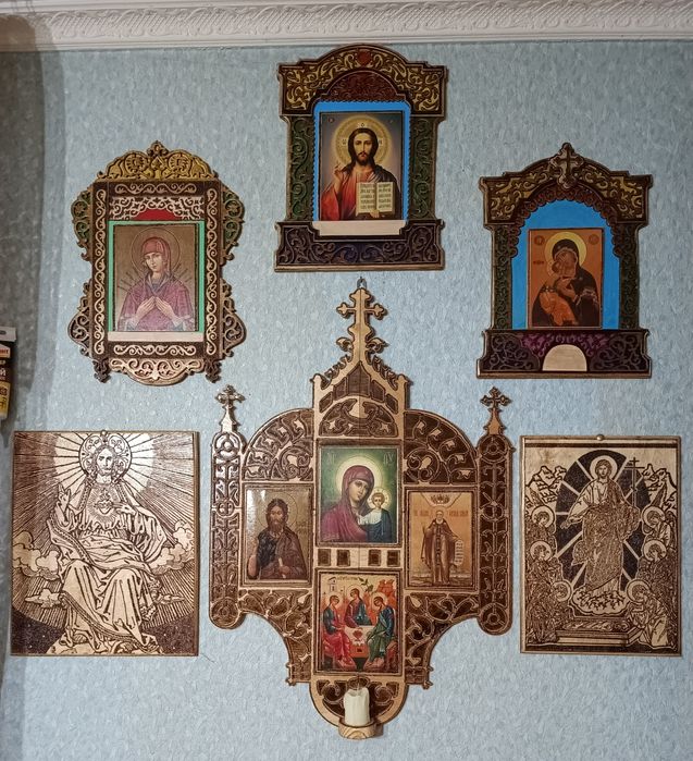 Продам иконостас ручной работы