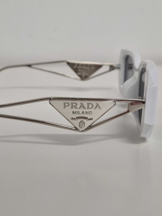 Ochelari de soare Prada Negru/Alb