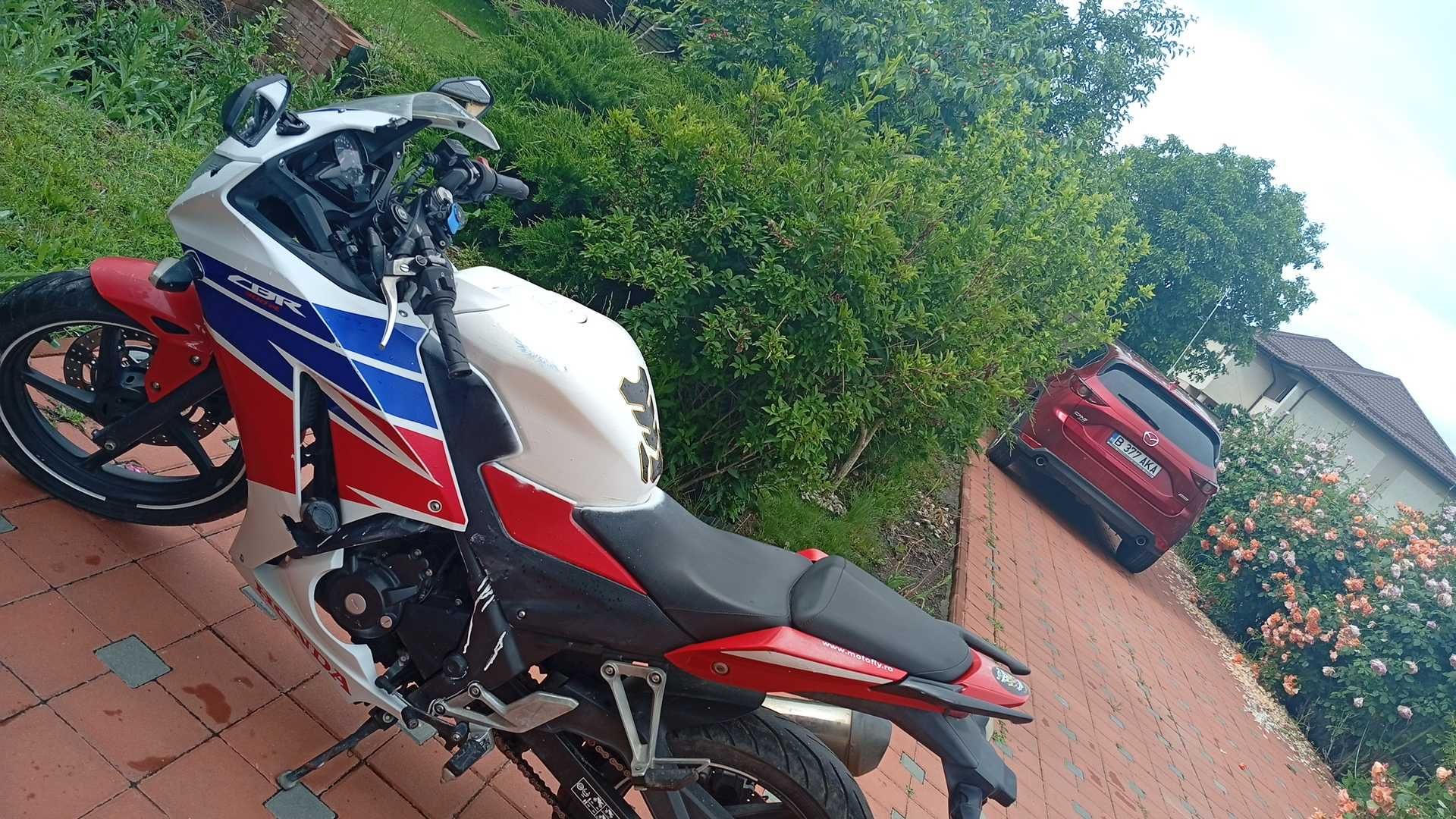 Cbr 300 2016 de vânzare  2500 euro