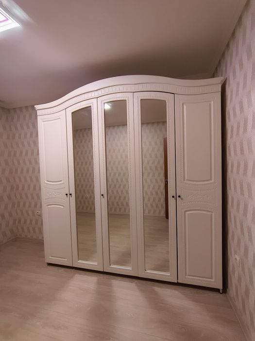 Спальный гарнитур в хорошем состоянии