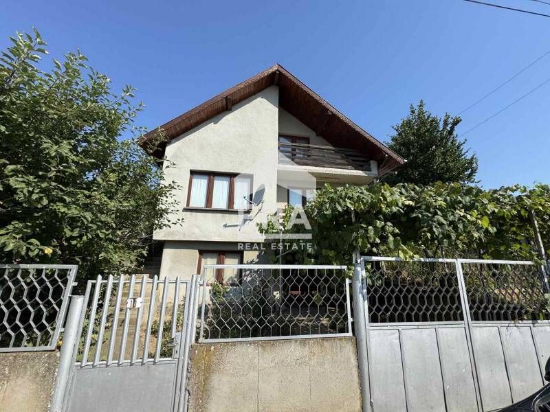 Продава се Къща в с. Сребърна, Област Силистра - 60 кв.м за 767 €/кв.м - Снимка #6