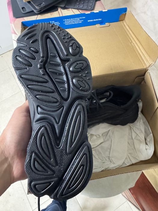 Продаю новую обувь adidas mango 35-38