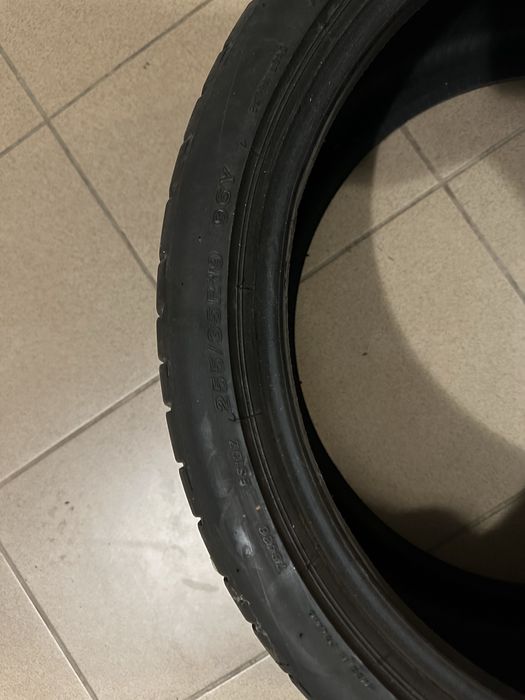 Anvelope 255/35R19