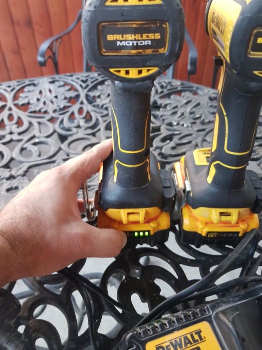 Set bormasini dewalt