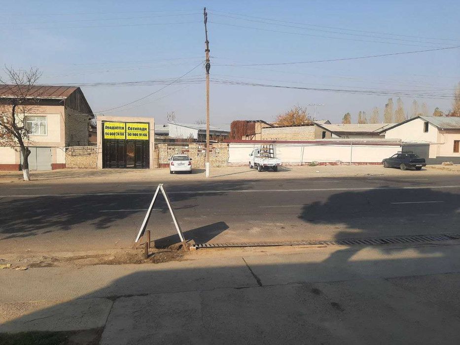 Уч кахрамон, Шодлик, дом вдоль трассы, 9,5 сот