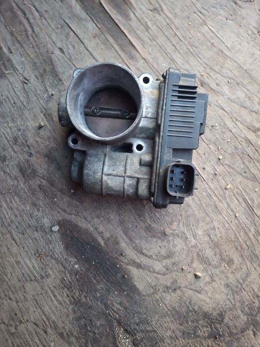 Дроссельной заслонки на Ниссан Альмера н16  б/у