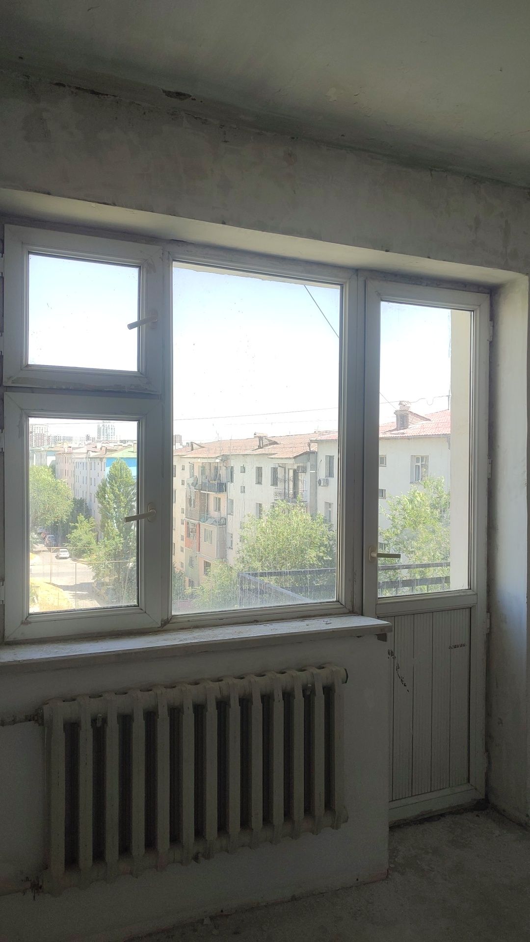 Пластик терезе Есік