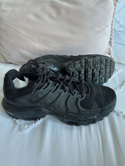 Vând Nike air max terascape (noi)