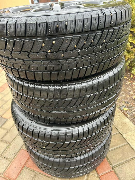 Vand cauciucuri de iarna 205/55 r16