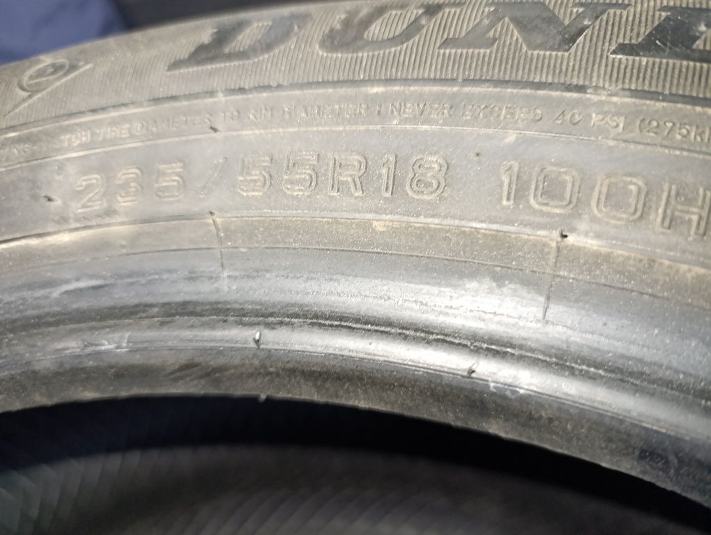Продам одну шину Dunlop  на рав 4  в отличном