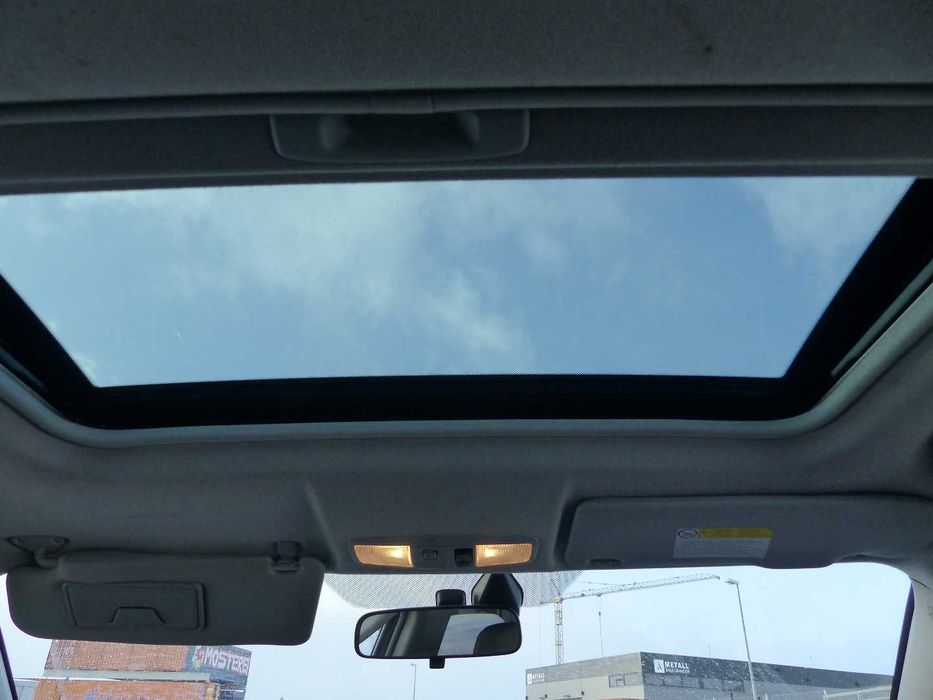 Mitsubishi Outlander 2
