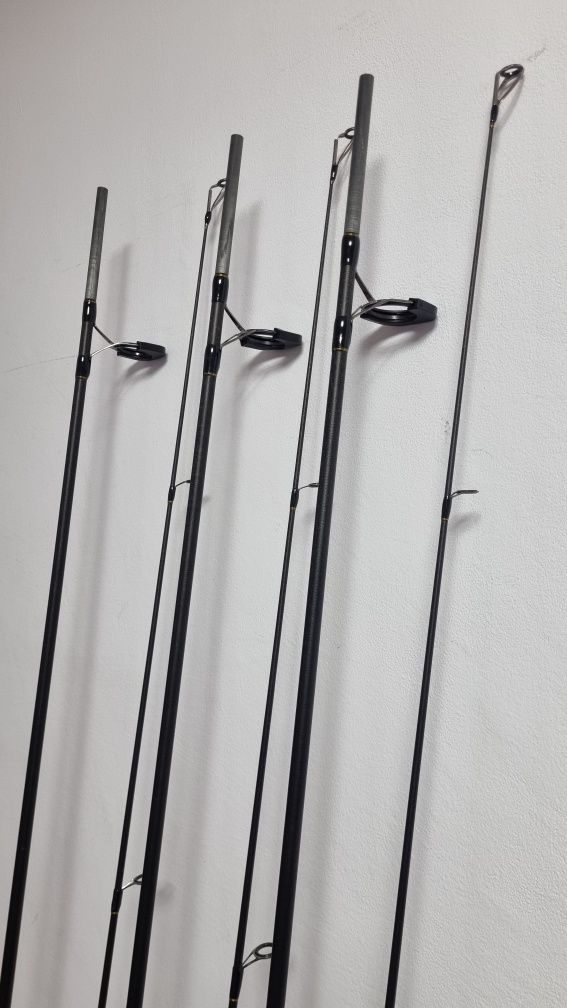 Set 3 Lansete Crap FL VIPER 3.90m 3.5 LBS + 4 Mulinete AQUASITE 10000