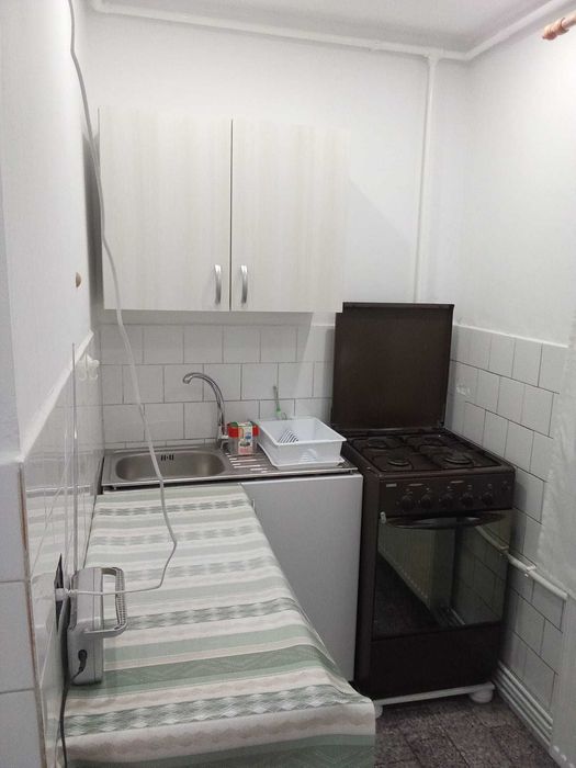 Garsonieră de închiriat