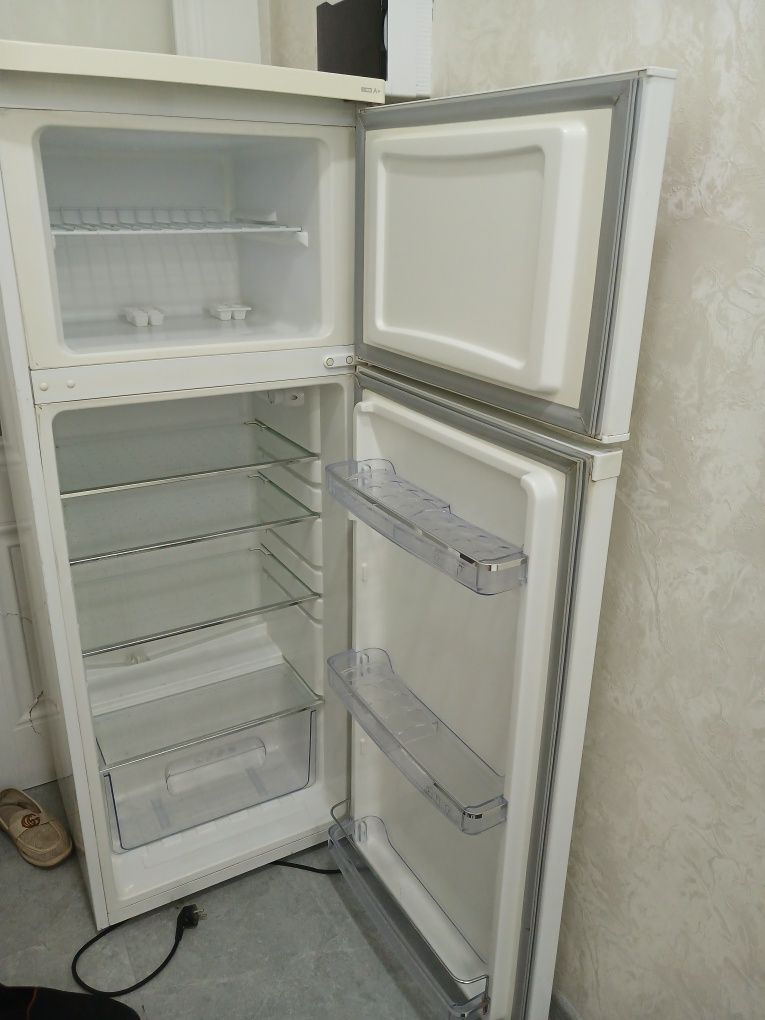 Холодильник Артель