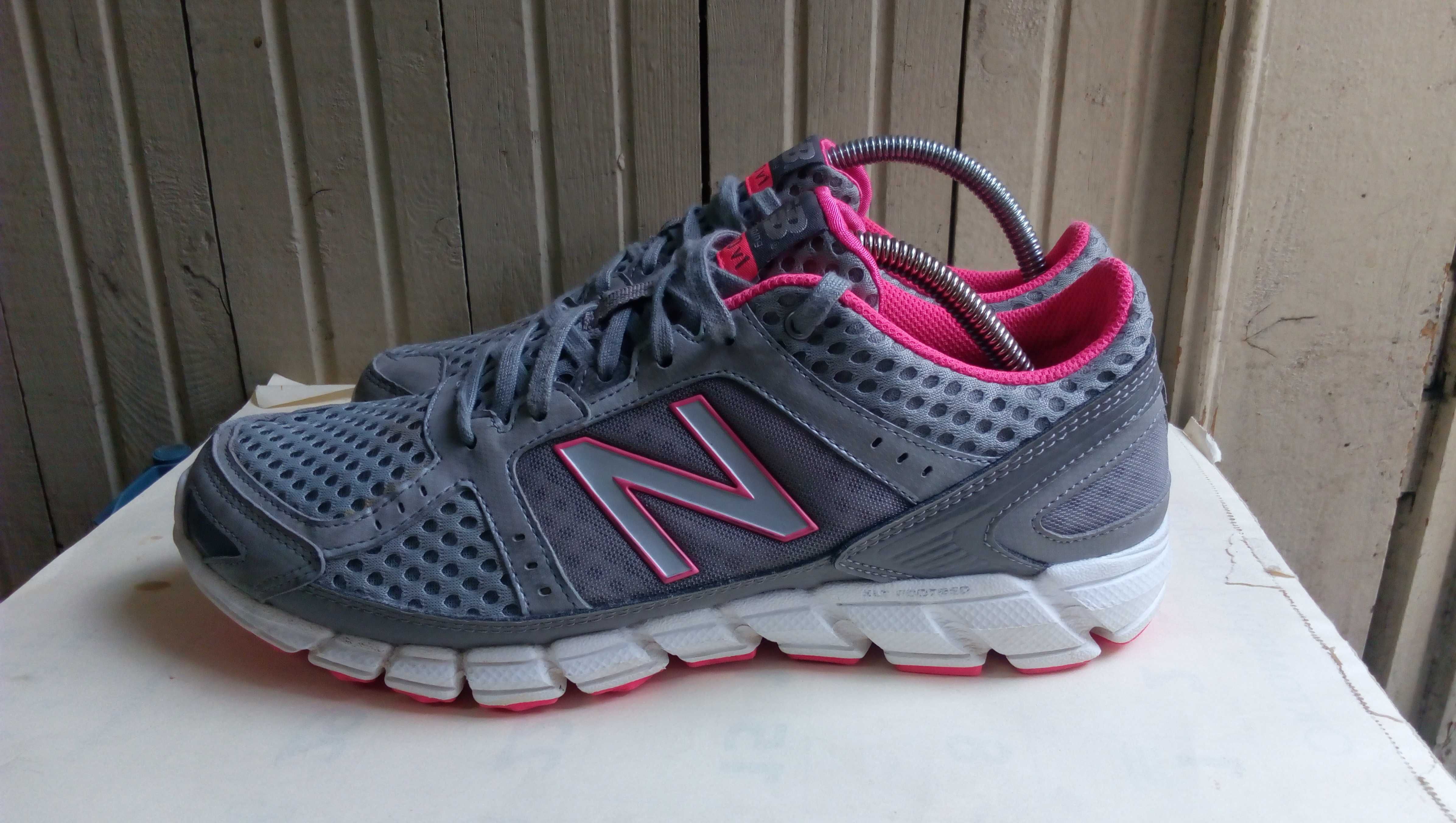 ''New Balance 750v1''Оригинални маратонки 41.5 номер