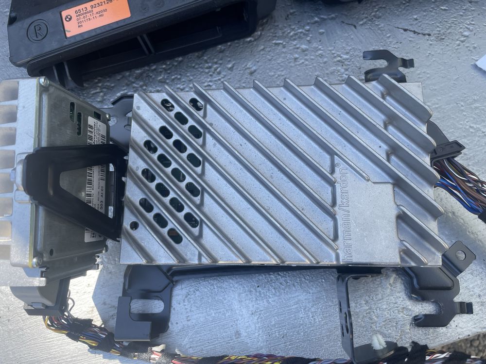 Харман Кардон БМВ 1, 2, 3 серия фейс (harman cardon bmw f20 LCI)