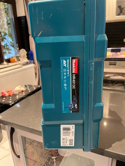 Pickhammer MAKITA HR4013C