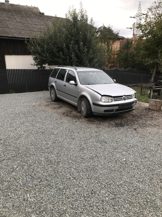 Golf4 pentru rabla sau piese de schimb