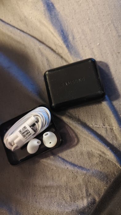 Подаряват се разни неща