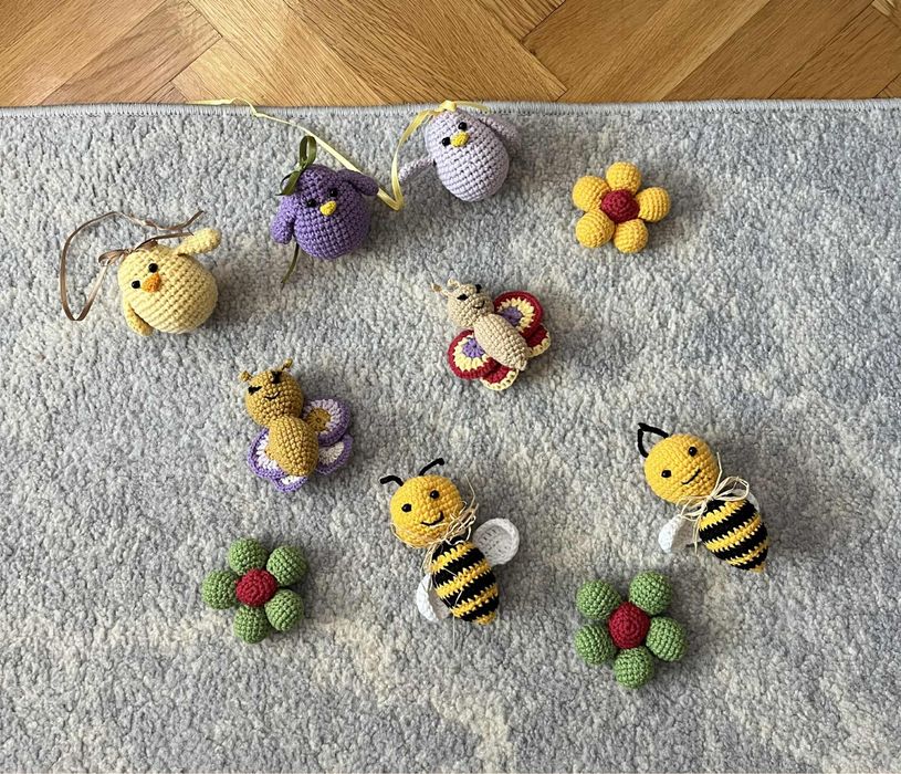 Ръчно плетени играчки и ключодържатели