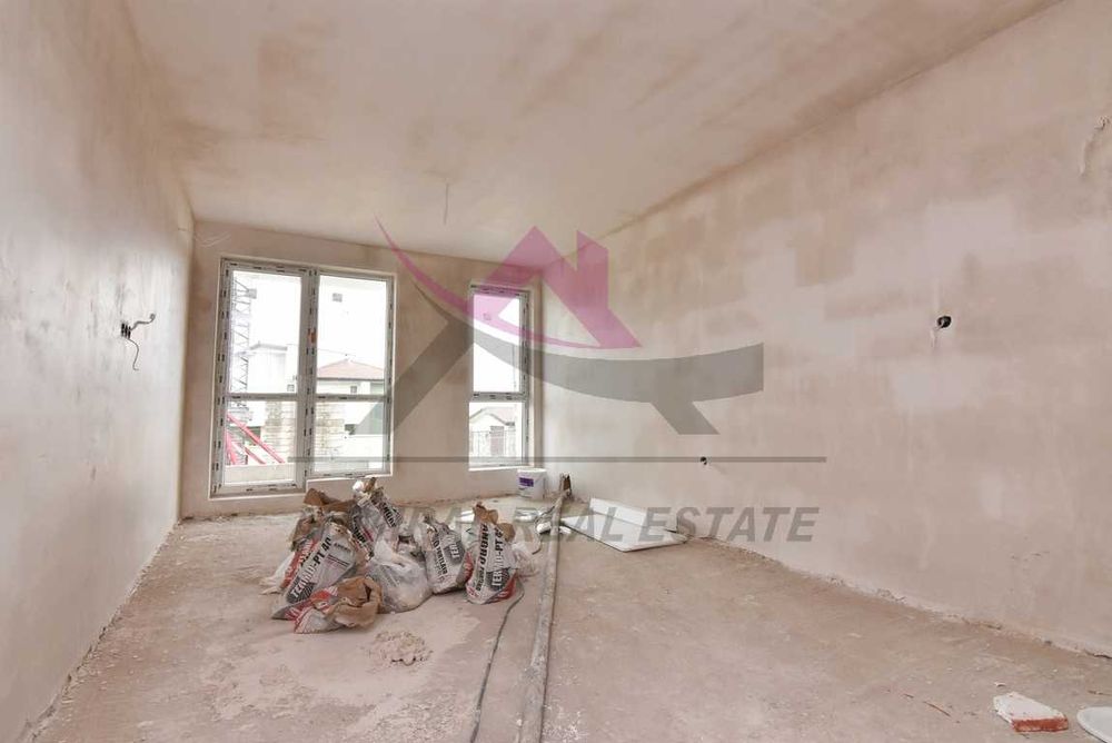 Продава се Двустаен апартамент в Варна, Възраждане 3 - 65 кв.м за 1524 €/кв.м - Снимка #1