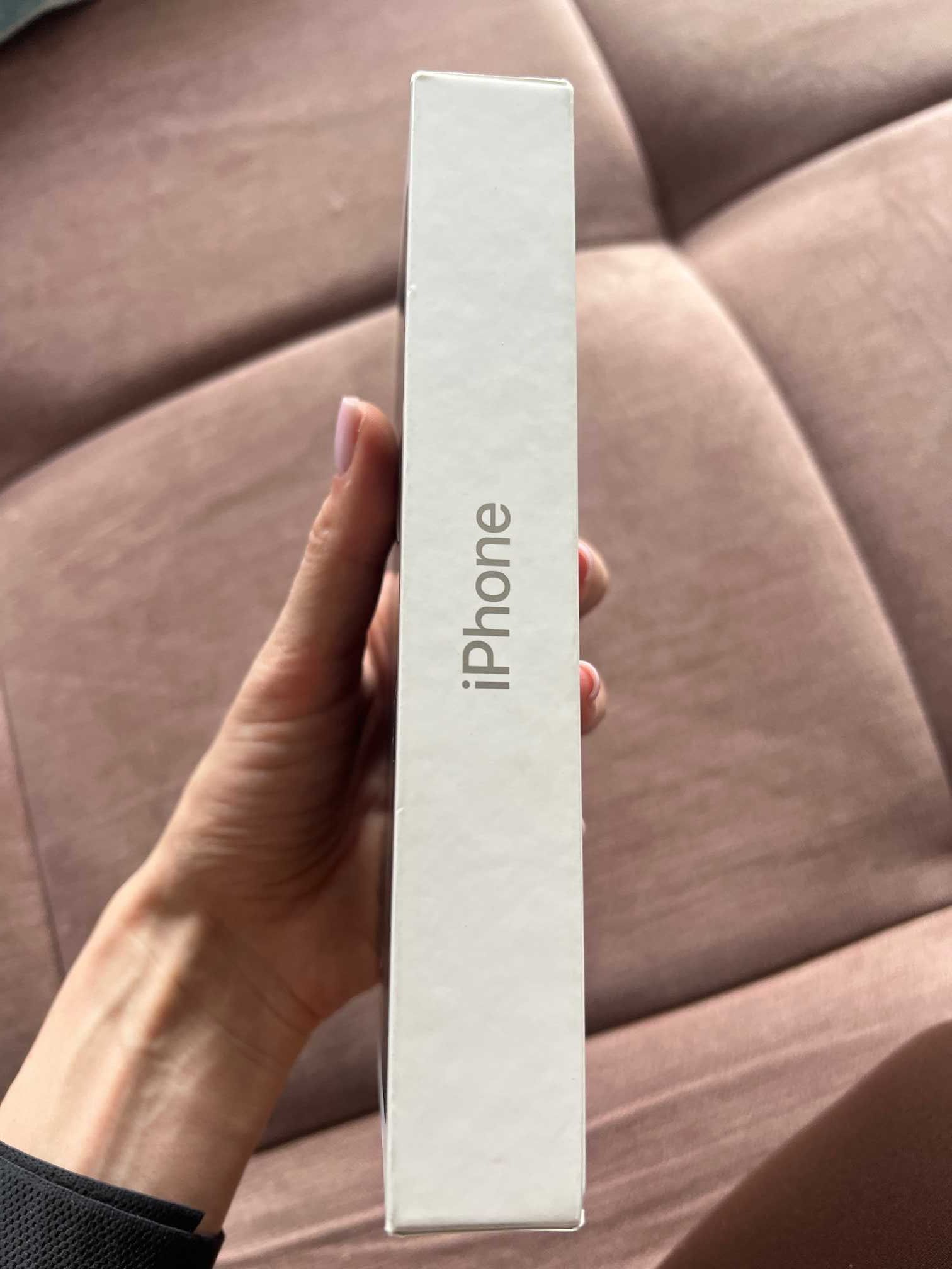 Чисто нов неотварян Iphone 16 Pro Max 512 GB Desert Titanium