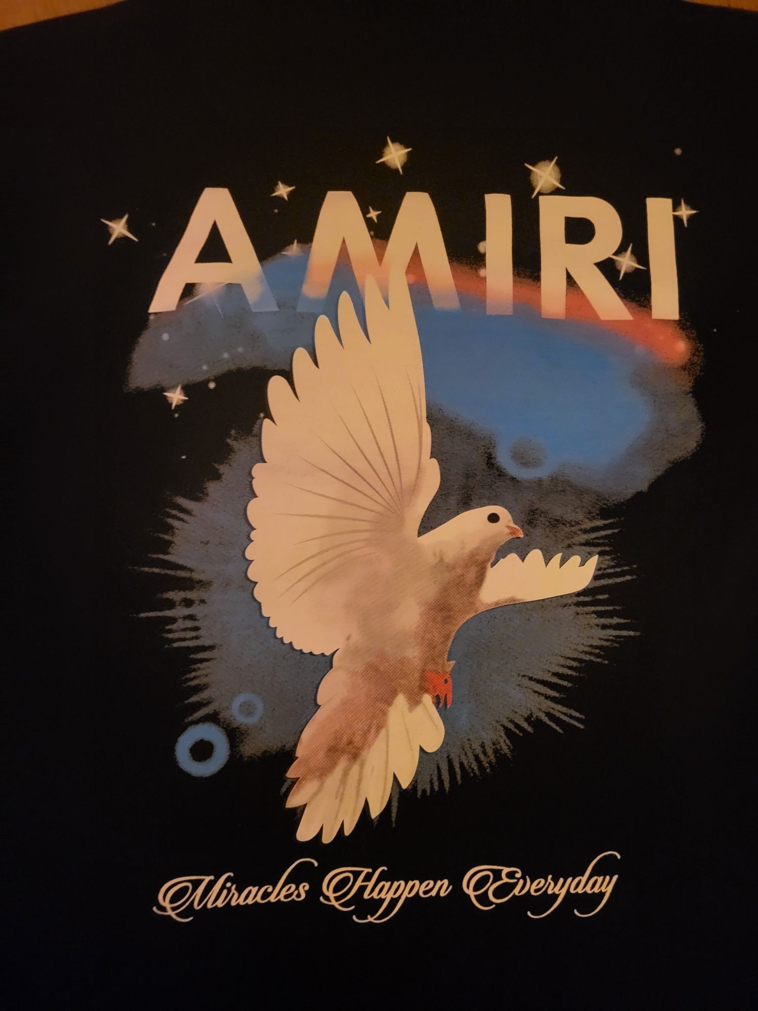 Vând tricou Amiri