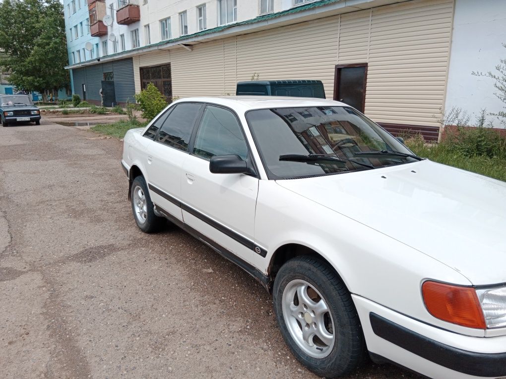 Audi 100c продаю