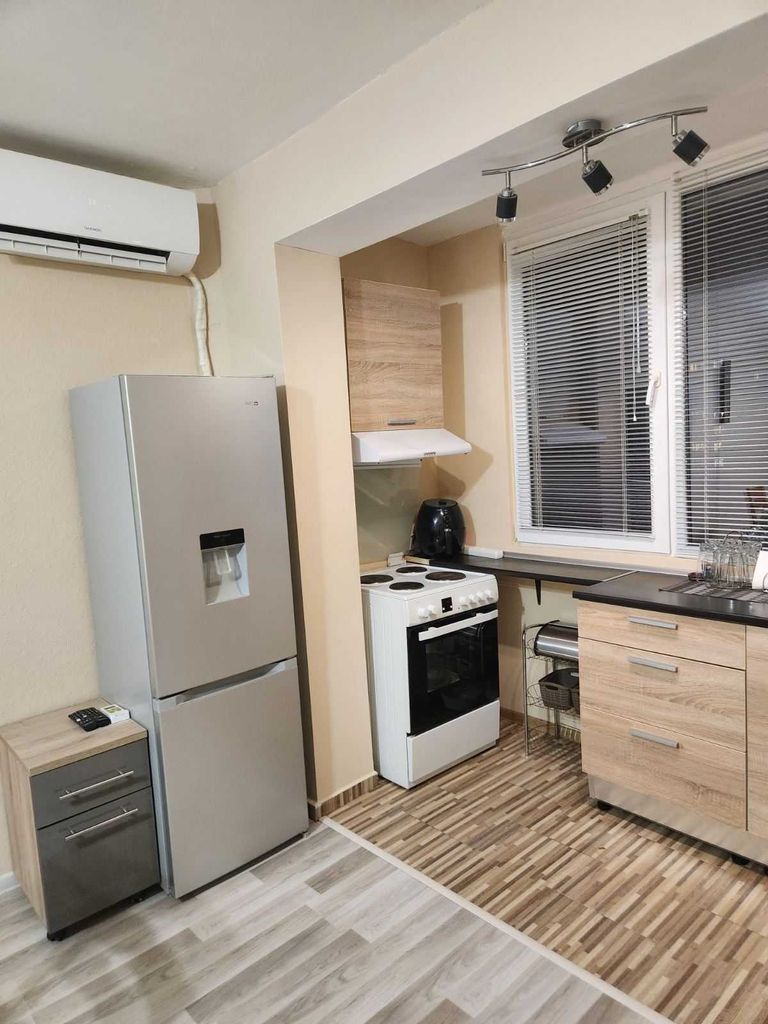 Продава се Двустаен апартамент в София, Люлин 10 - 50 кв.м за 2000 €/кв.м - Снимка #11