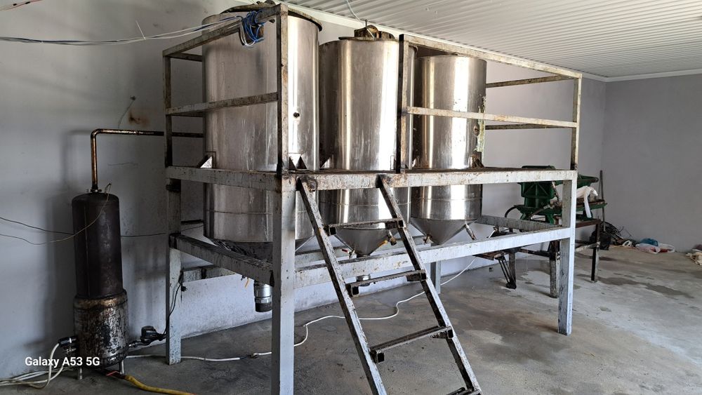 Рафнаца апарат сотилади