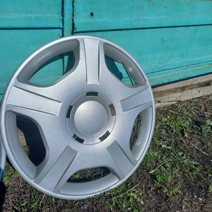 Продам колпаки на 15