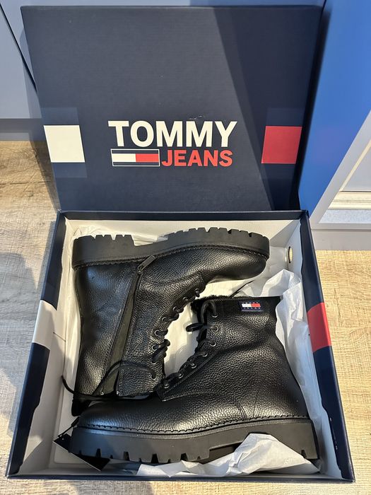 Ghete de iarna Tommy Hilfiger 46 NOI