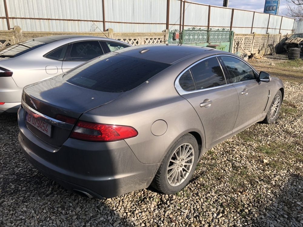 Dezmembrez xf 2010 2.7 si 3.0 diesel