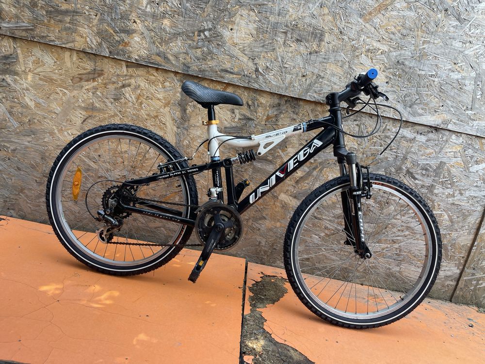 Bicicleta univega cadru aluminiu cu suspensii roti 24”