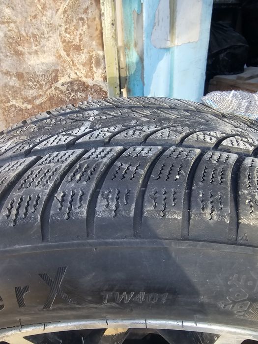 Продам шины с дисками