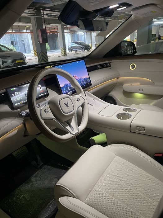 Voyah plus с гарантией 3 года