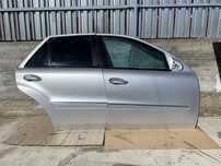 Usi dreapta / Portiere dreapta Mercedes ML W164 2005-2011