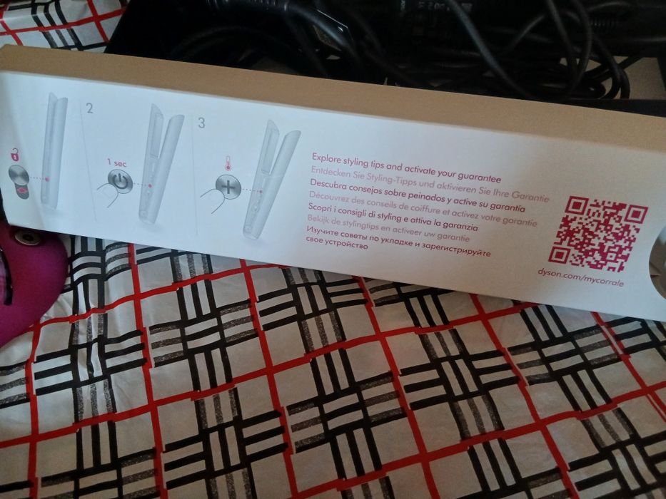 Преса Dyson Corrale