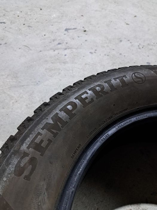 2 anvelope iarnă 215 65 r16 Semperit