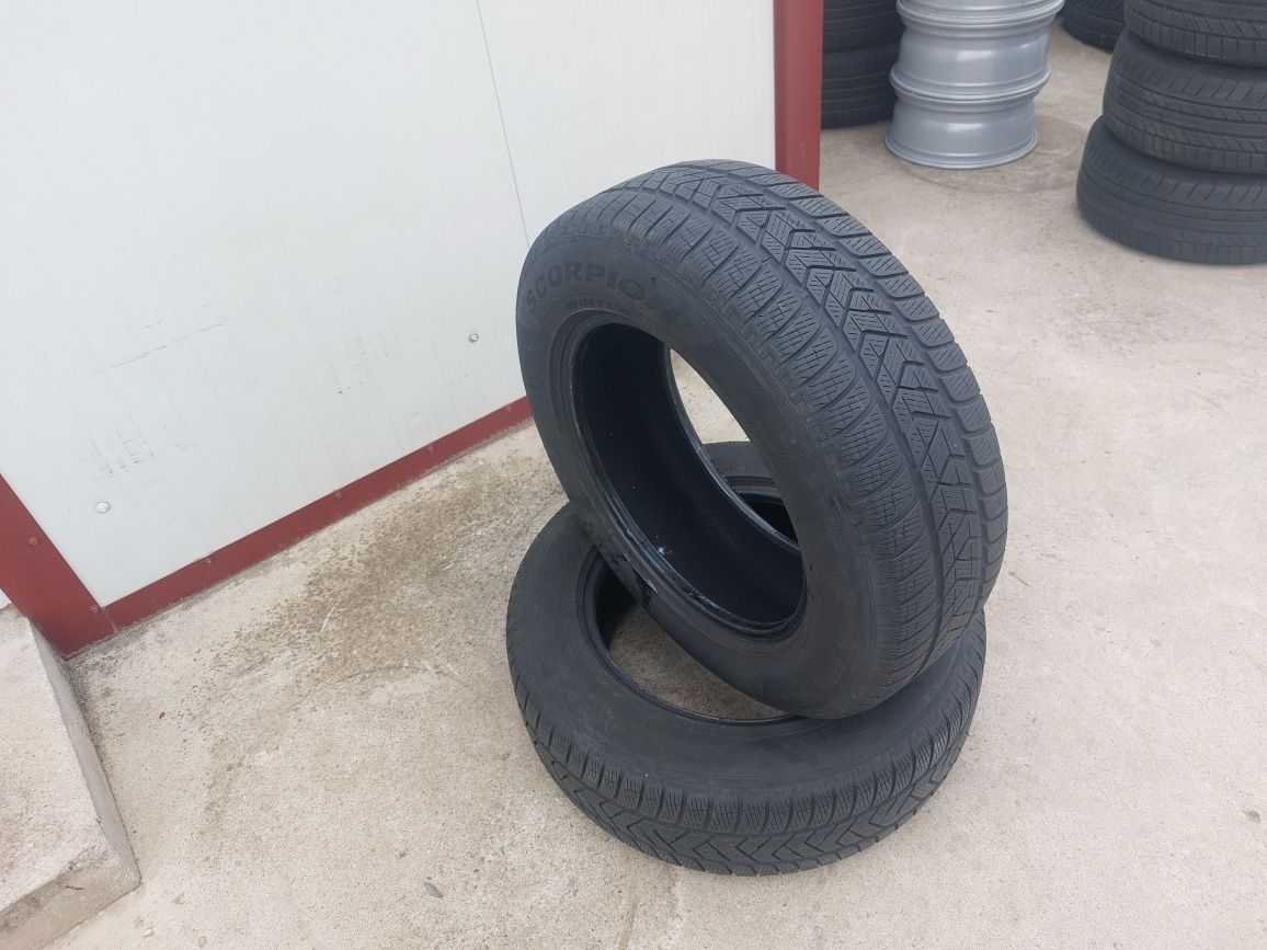 100 lei bucata! Doua anvelope M+S 225 65 17 Pirelli