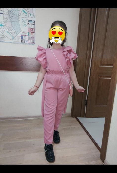 Костюм. Школьные вещи.